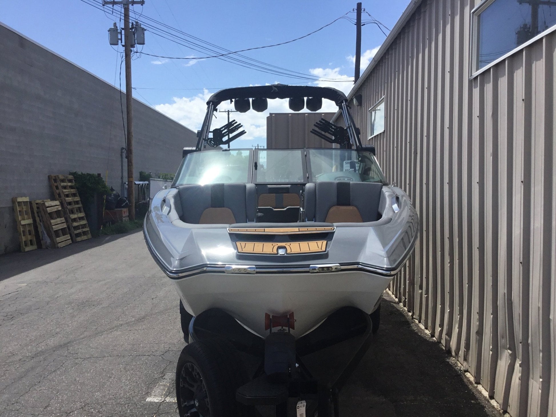 MasterCraft X24 with ZFT8 - ZFT10 tower and factory bimini Double Up Storage Cover - BoardCo