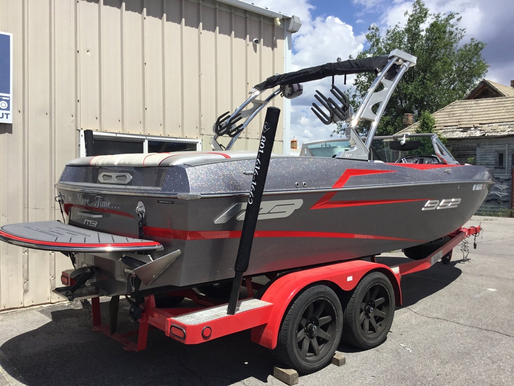 MB B52 23 with FWD Tubular arch tower Cinch Cover - BoardCo