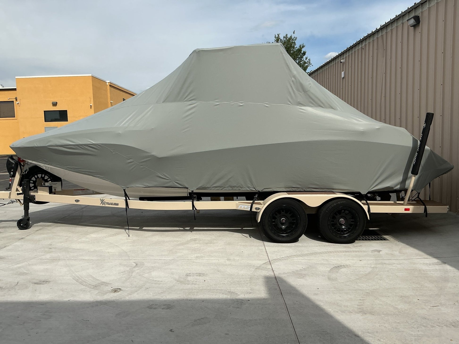 MB B52 Alpha 23 with Stealth Power Tower - BoardCo