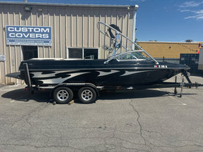MB Sport 23 with AP 1.0 Tower Cinch Cover - BoardCo