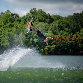 Hyperlite Motive Wakeboard 2026