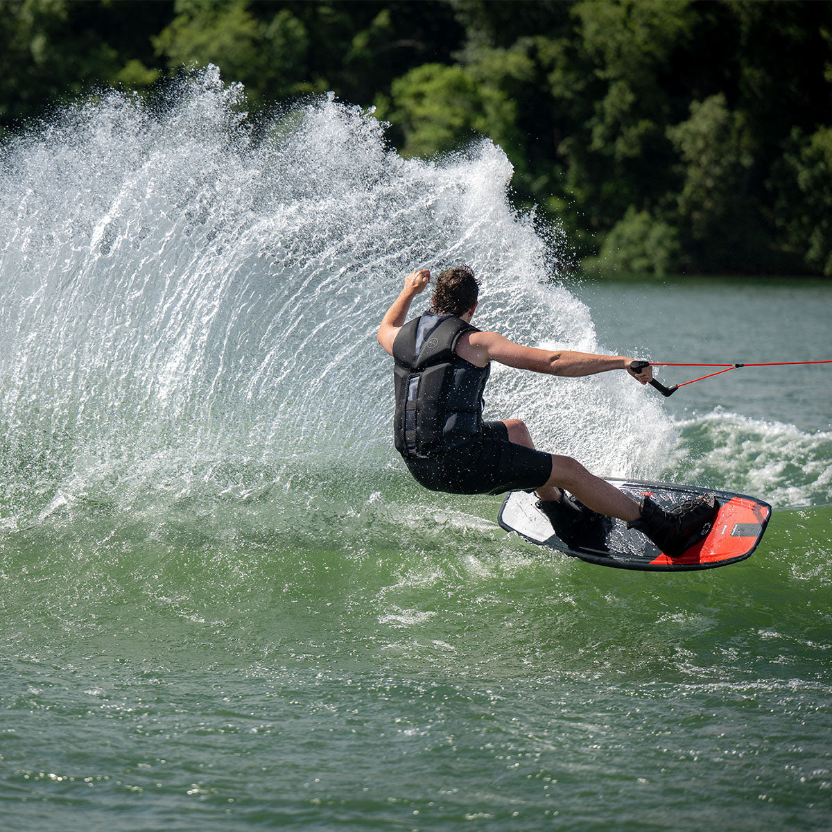 Hyperlite Motive Wakeboard 2026