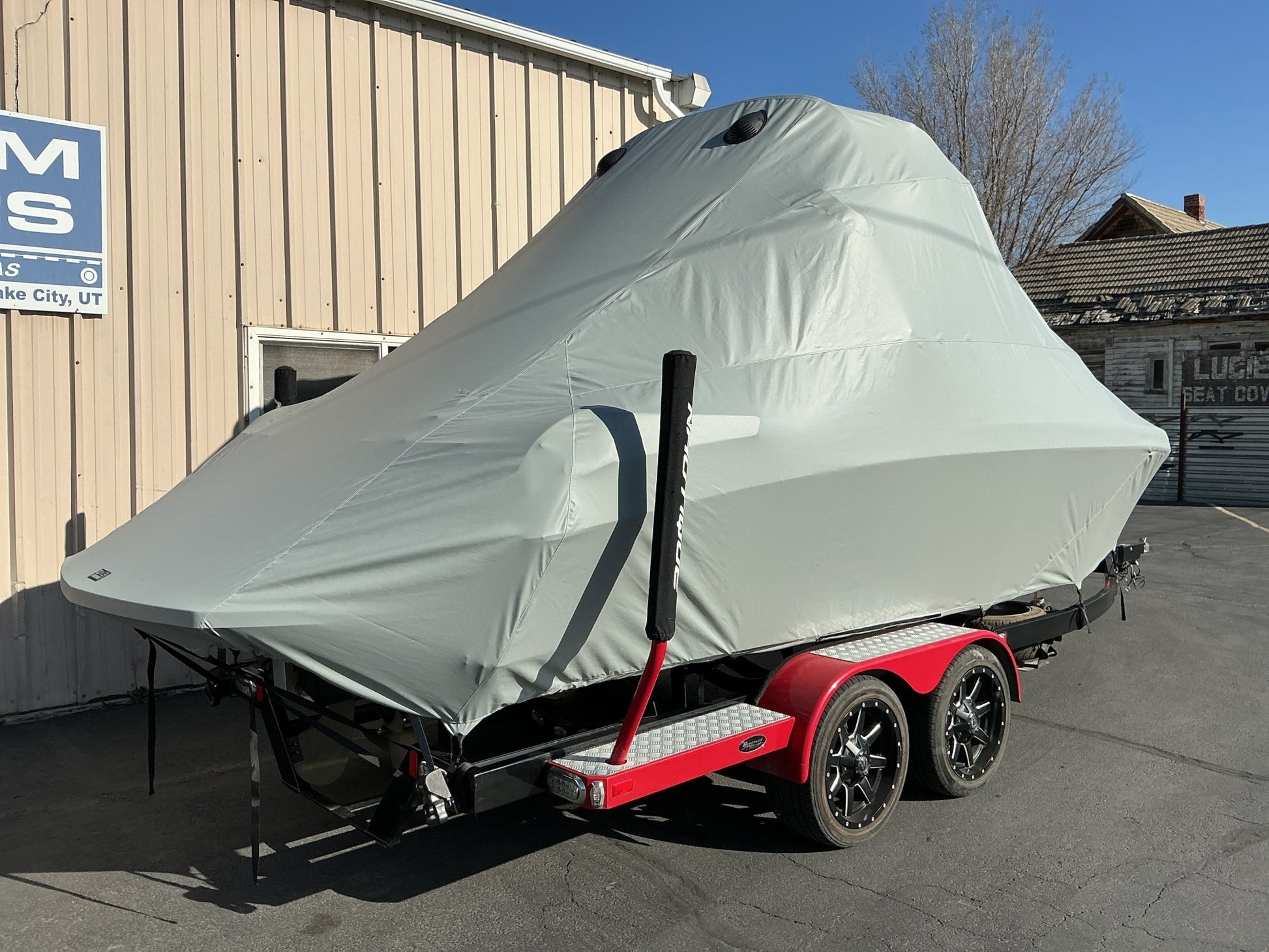 Nautique 230 FCT - 5 Tower Factory bimini - BoardCo