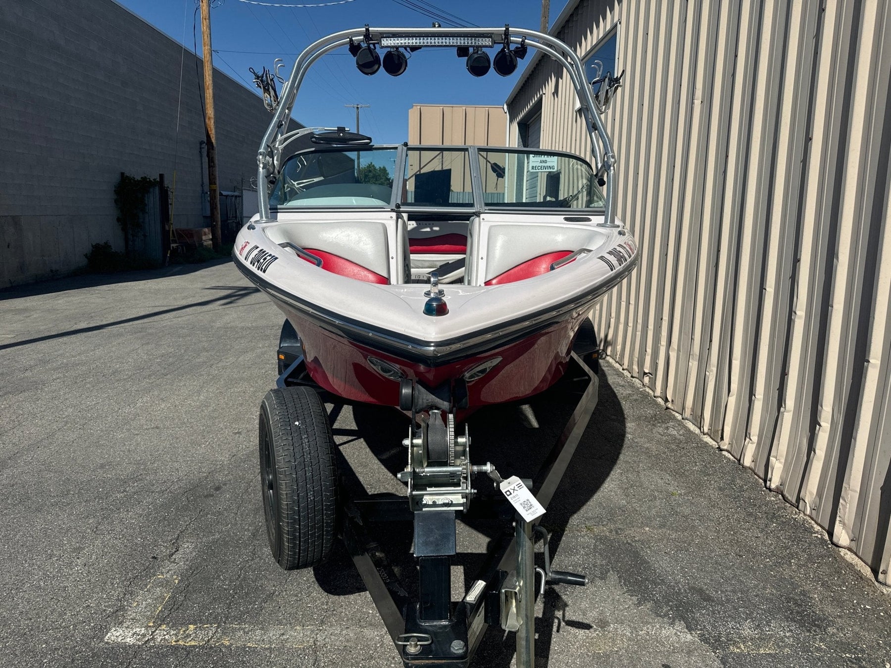 Nautique Air SV211 with FCT 211 Tower Cinch Cover - BoardCo