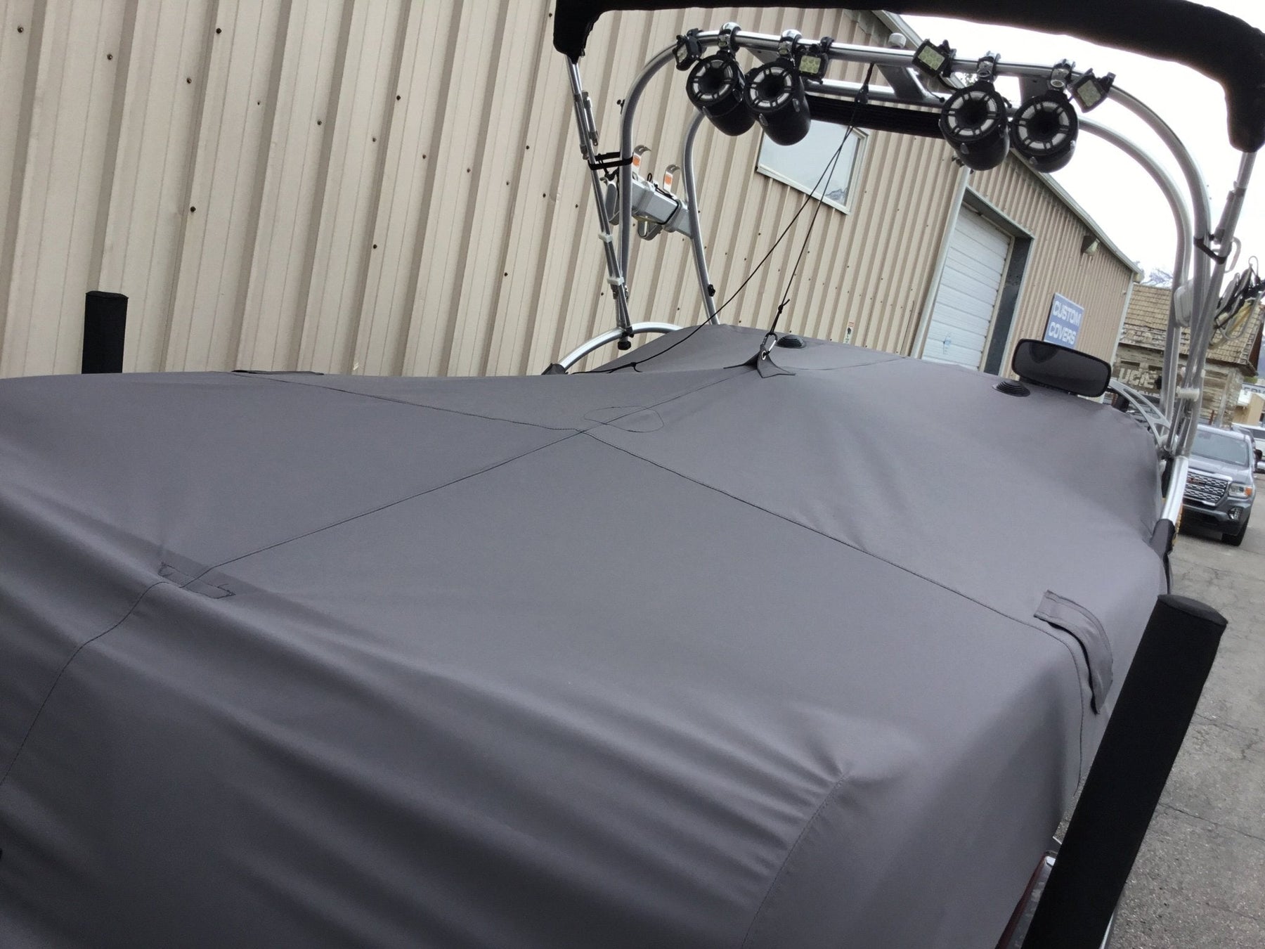 Nautique Air SV211 with FCT 211 Tower Cinch Cover - BoardCo