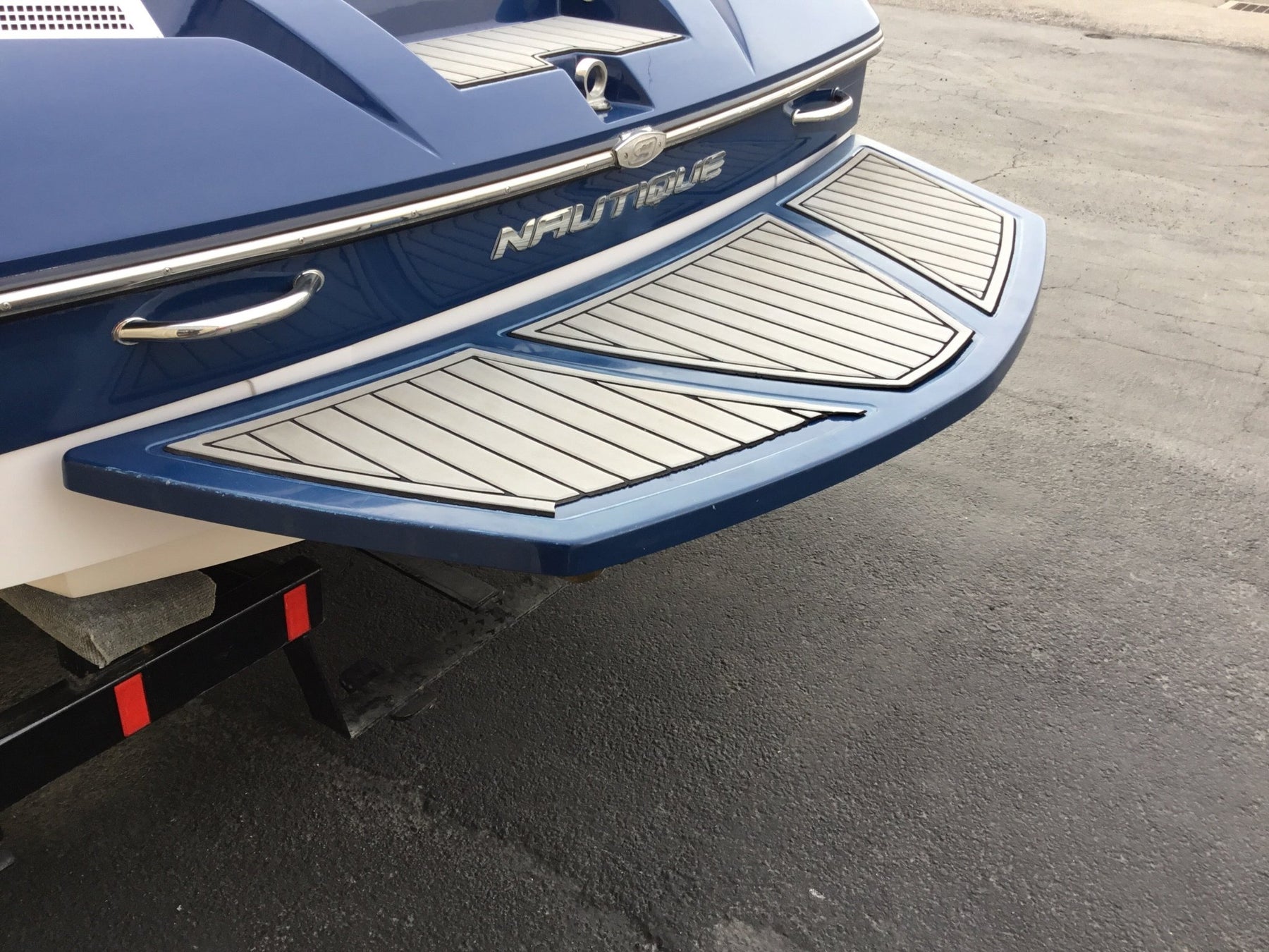 Nautique Ski Swim Platform Cover - BoardCo