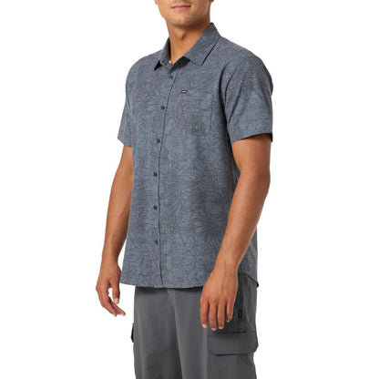 O'Neill UPF Slub Standard Short Sleeve Woven Shirt in Dark Shadow - BoardCo
