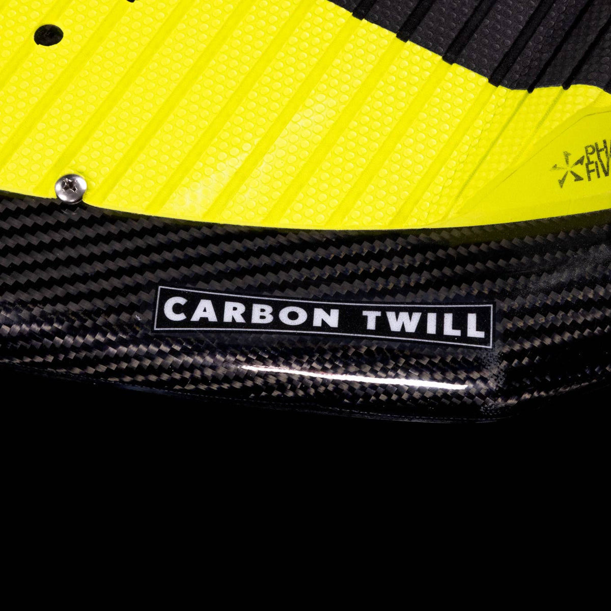 Phase 5 Diamond Turbo Wakesurf Board 2027 – deck traction in close-up