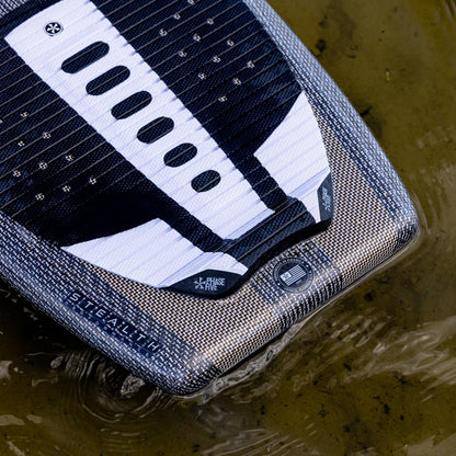 Phase 5 Viper Stealth Wakesurf Board 2027 – deck traction in close-up