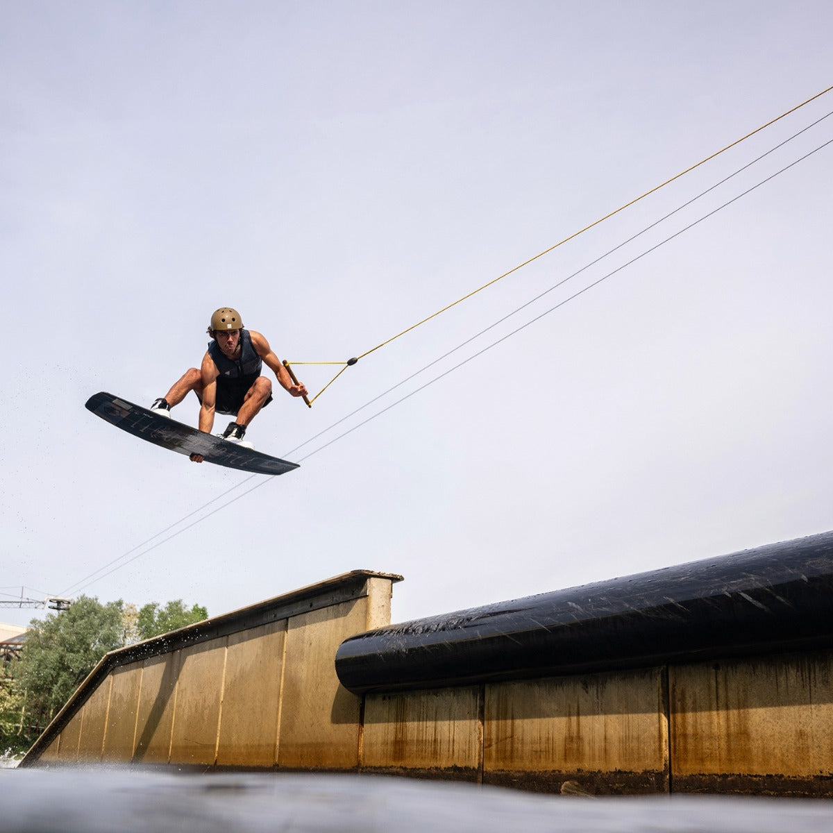 Follow Principal Men's Comp Wake Vest in Charcoal