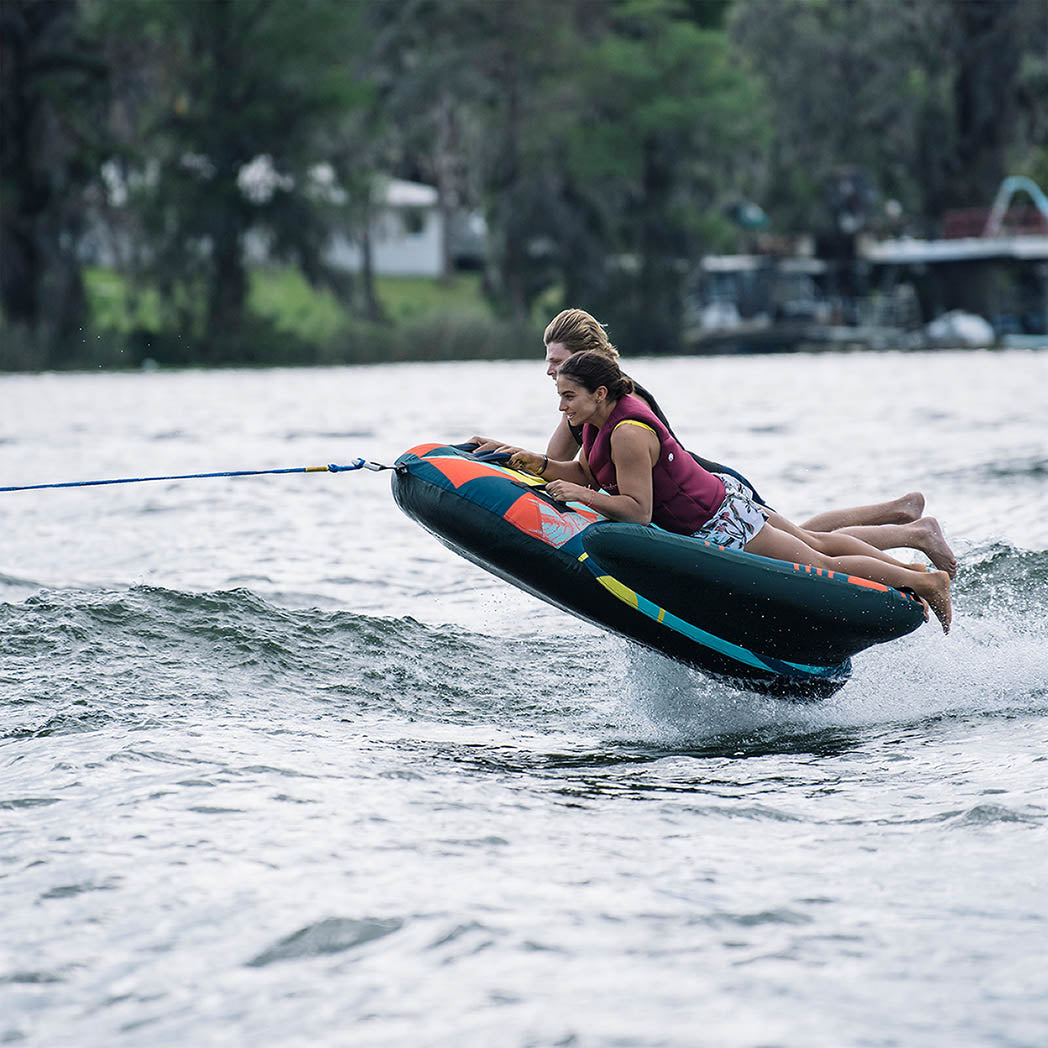 Radar Edge 2 Tube, riders crossing the wake