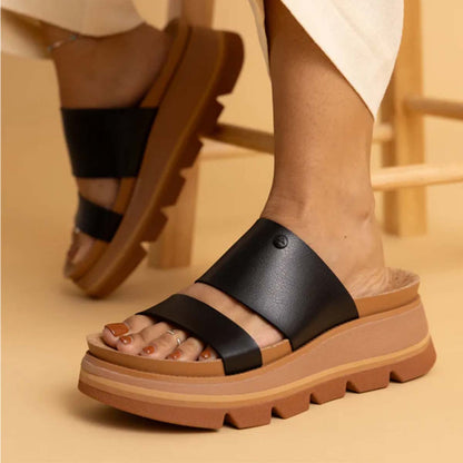 Reef Vista Luxe Siaa Women's Sandal in Black/Tan