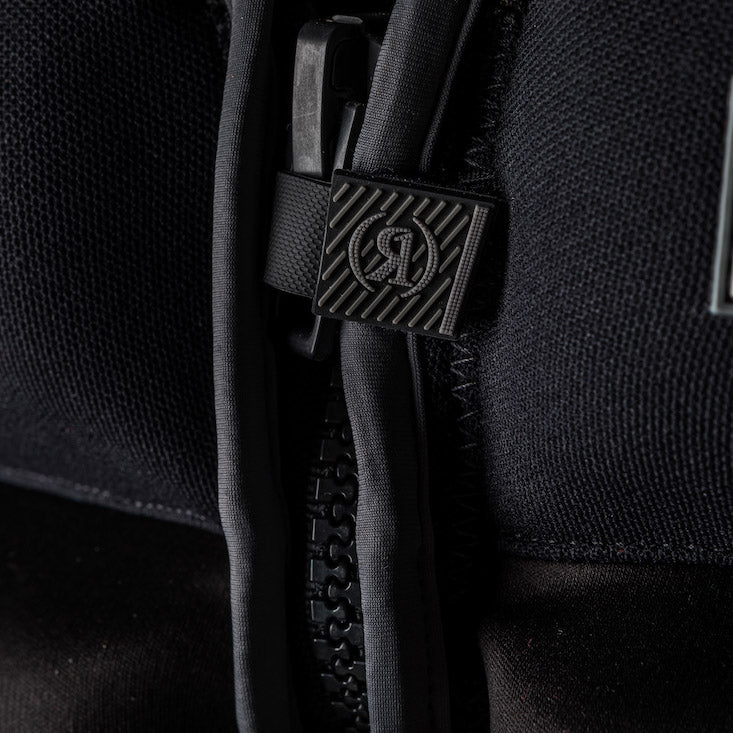 Ronix Koal Capella 3.0 CGA Life Jacket — buckle detail