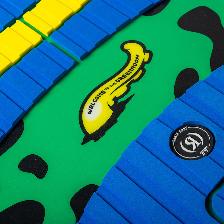 Ronix Sonic Powertail Kids 2027, blue-yellow deck traction close-up