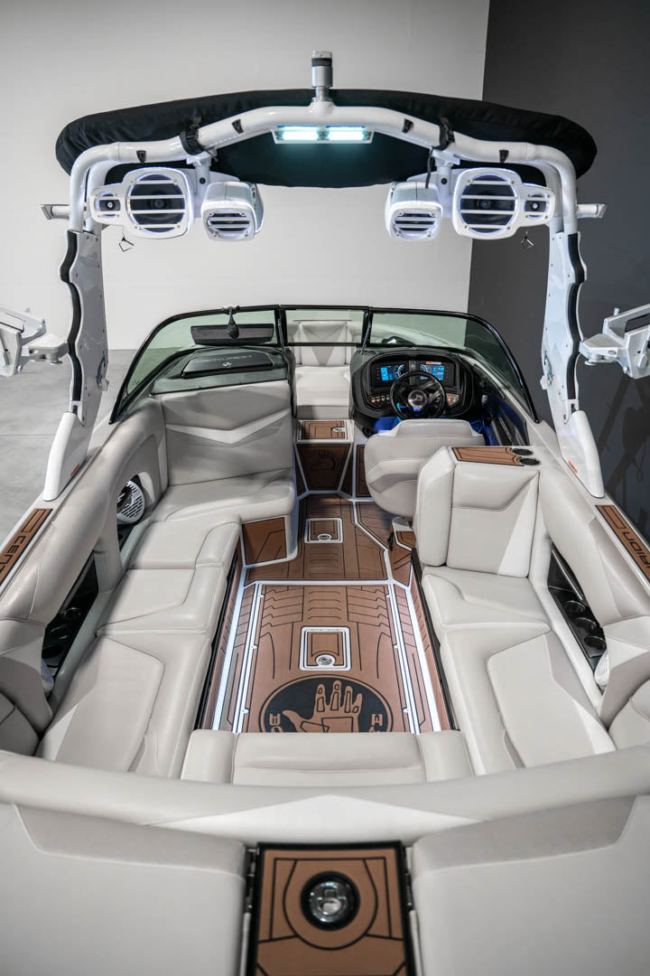 2017 Centurion Ri237 Silver Flake / White / Blake