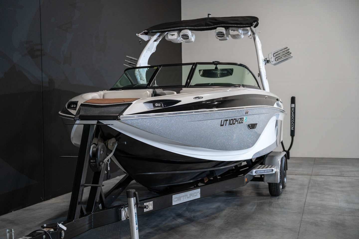 2017 Centurion Ri237 Silver Flake / White / Blake