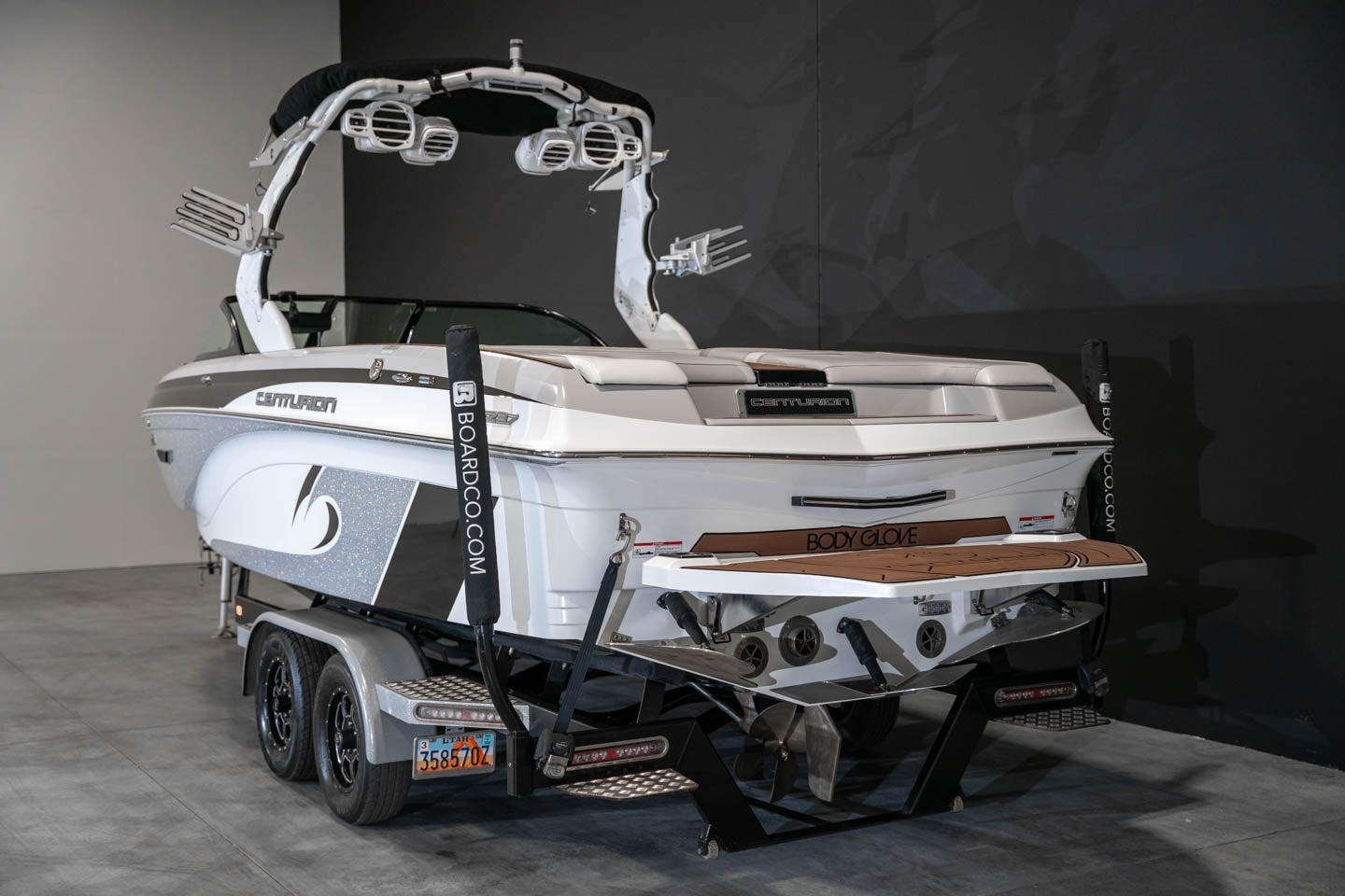 2017 Centurion Ri237 Silver Flake / White / Blake