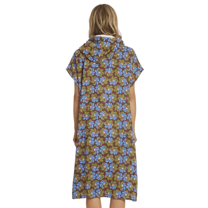 Sisstr Warm Waves Hooded Towel in Mocha - BoardCo