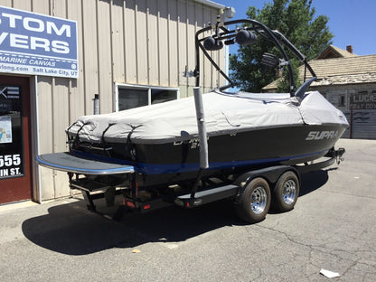 Supra 242 Launch with Progressive Tower Cinch Cover - BoardCo