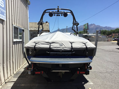 Supra 242 Launch with Progressive Tower Cinch Cover - BoardCo