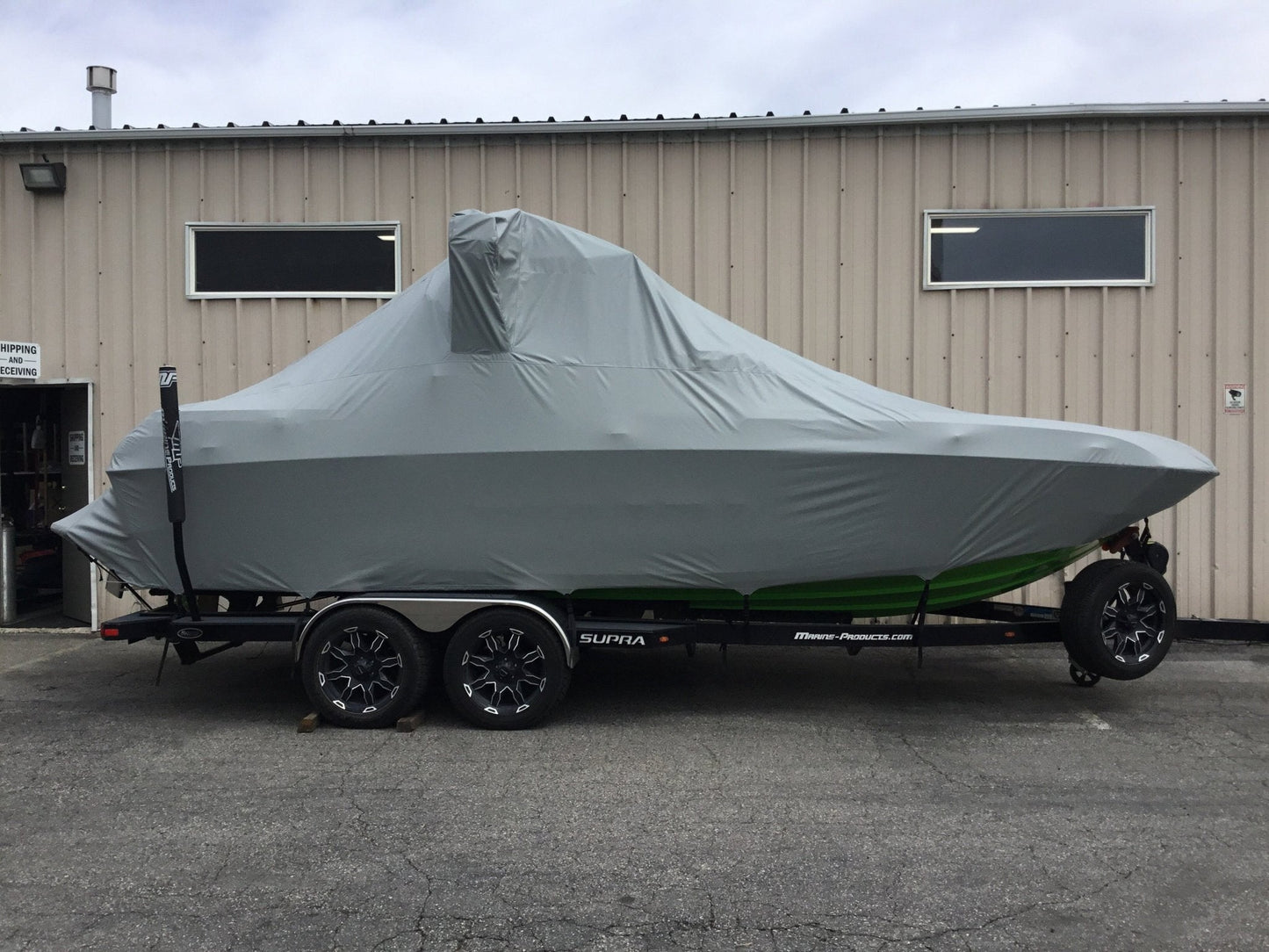 Supra SA With Roswell Pro Edge Tower and Factory bimini Double Up Storage Cover - BoardCo