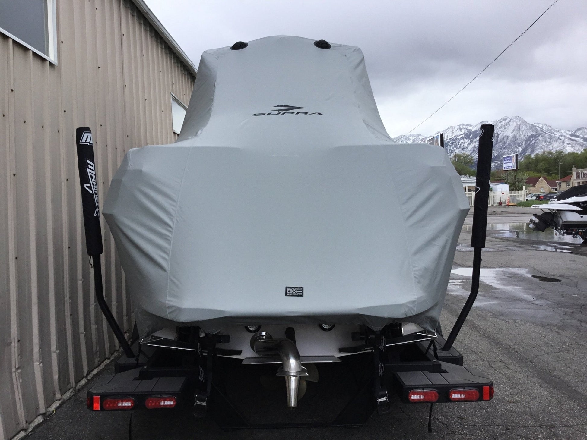 Supra SE 550 with FX1 tower Double Up Storage Cover - BoardCo