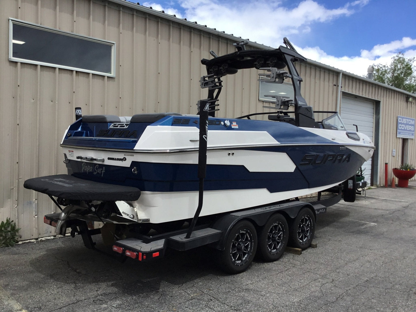 Supra SE 550 with FX1 tower Double Up Storage Cover - BoardCo