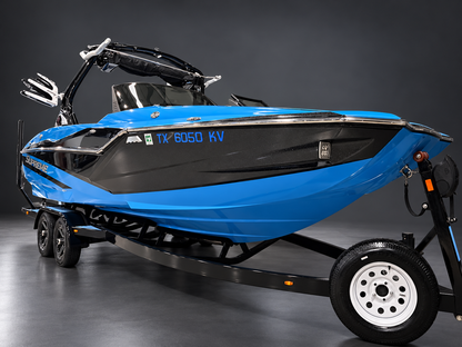 2021 Supreme ZS232 in BLUE w/ WHITE interior