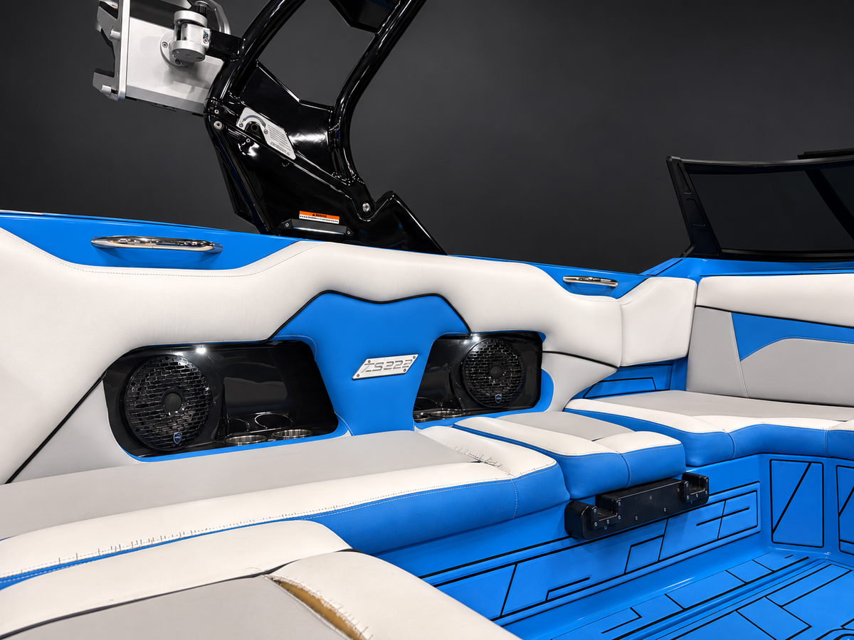 2021 Supreme ZS232 in BLUE w/ WHITE interior