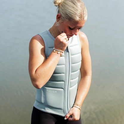 Follow Total Ladies Comp Wake Vest in Silver