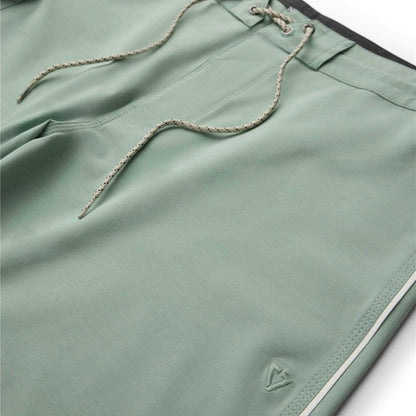 Vissla Solid Sets 18.5" Boardshorts in Aloe - BoardCo
