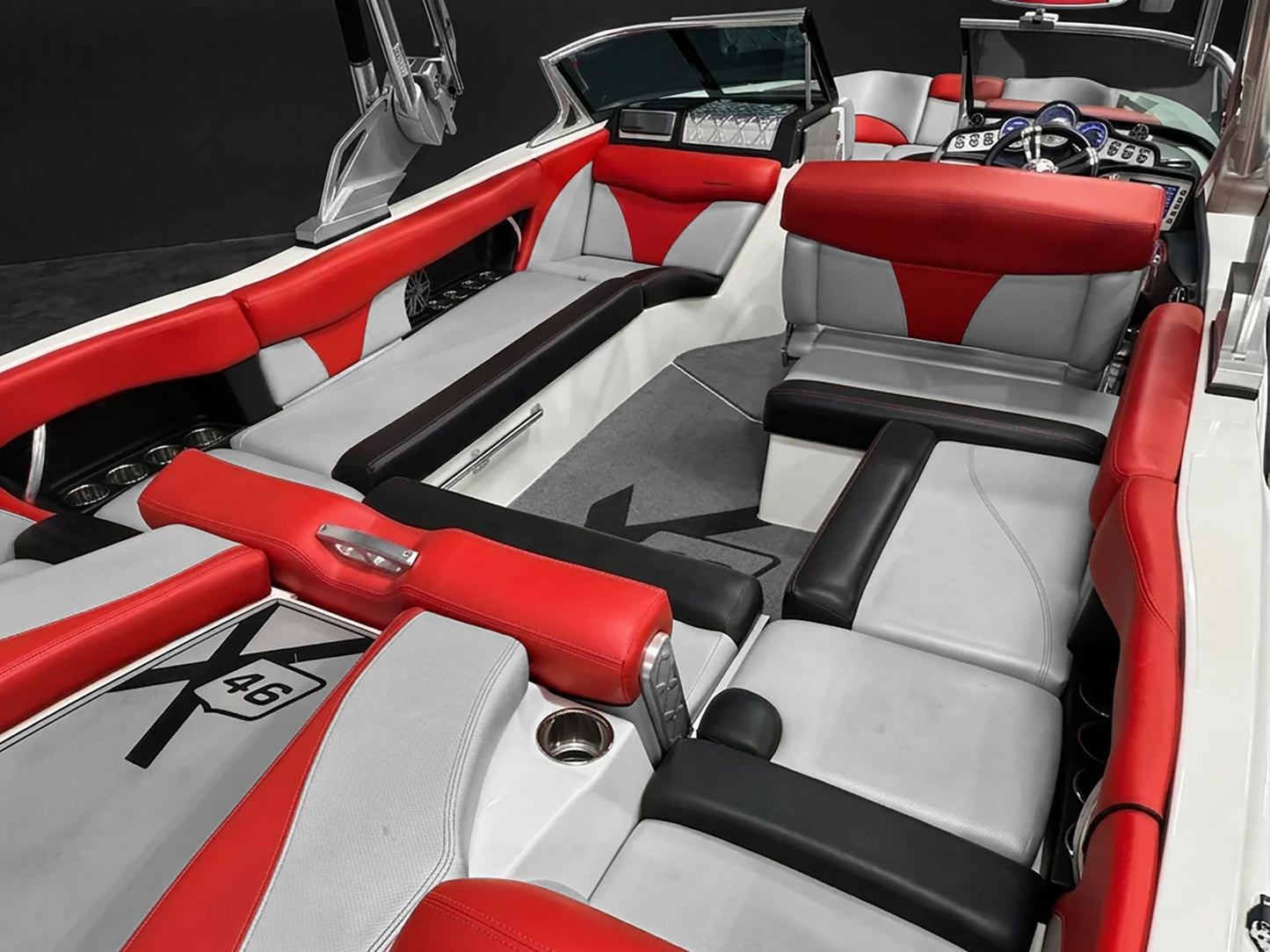 2016 Mastercraft X46 - Red Metal Flake / Black