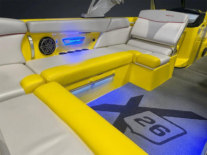 2016 MasterCraft X26 - Blue / Red / Yellow