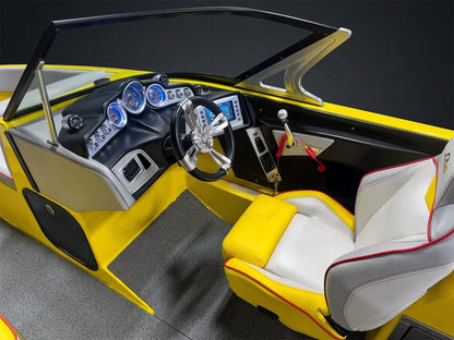 2016 MasterCraft X26 - Blue / Red / Yellow