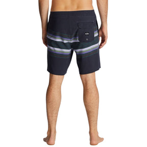 Billabong Spinner Lo Tide 18" Boardshorts in Stealth - BoardCo