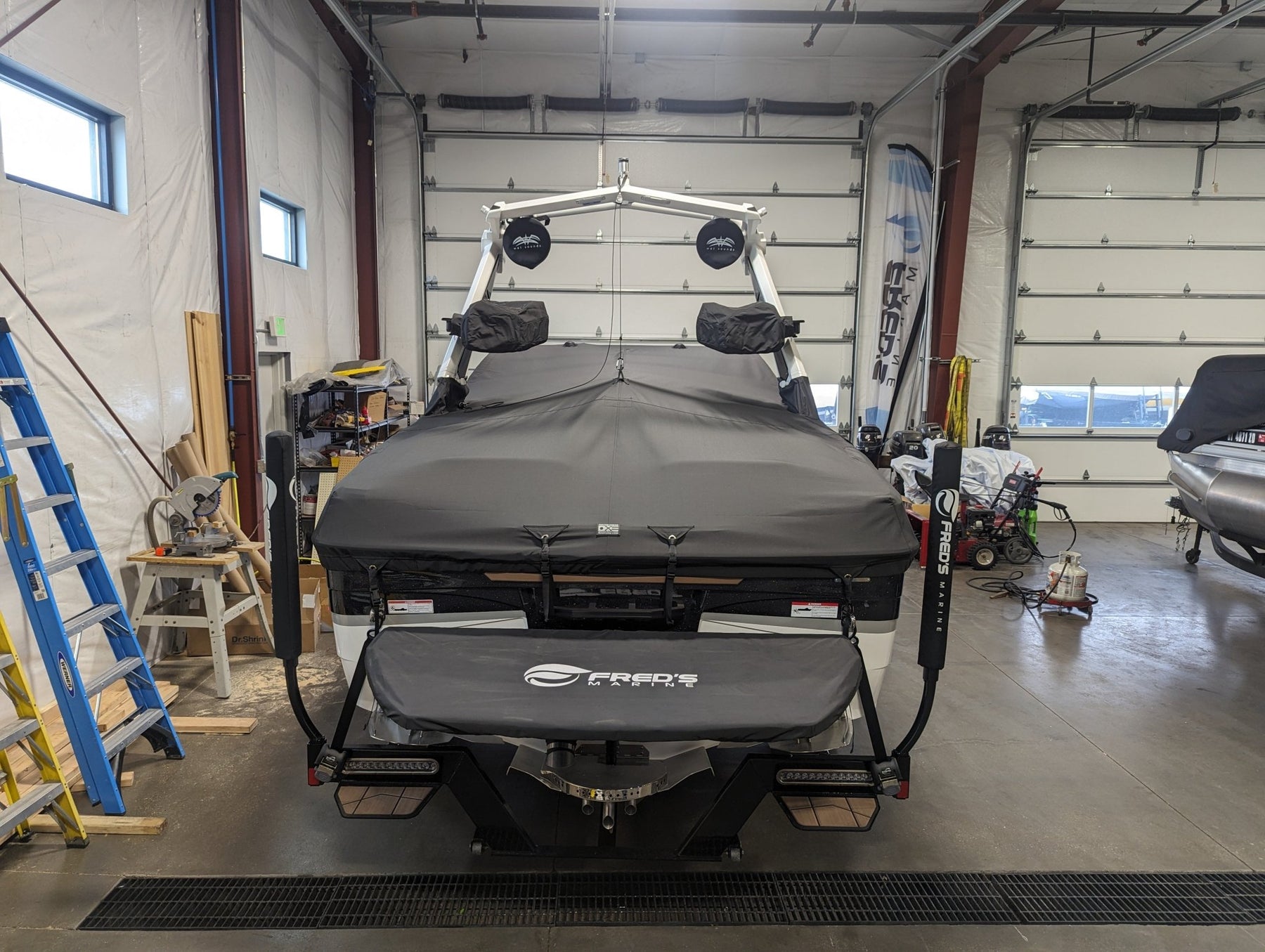 Centruion Ri230 with DropZone Tower and Vented Windshield Cinch Cover - BoardCo