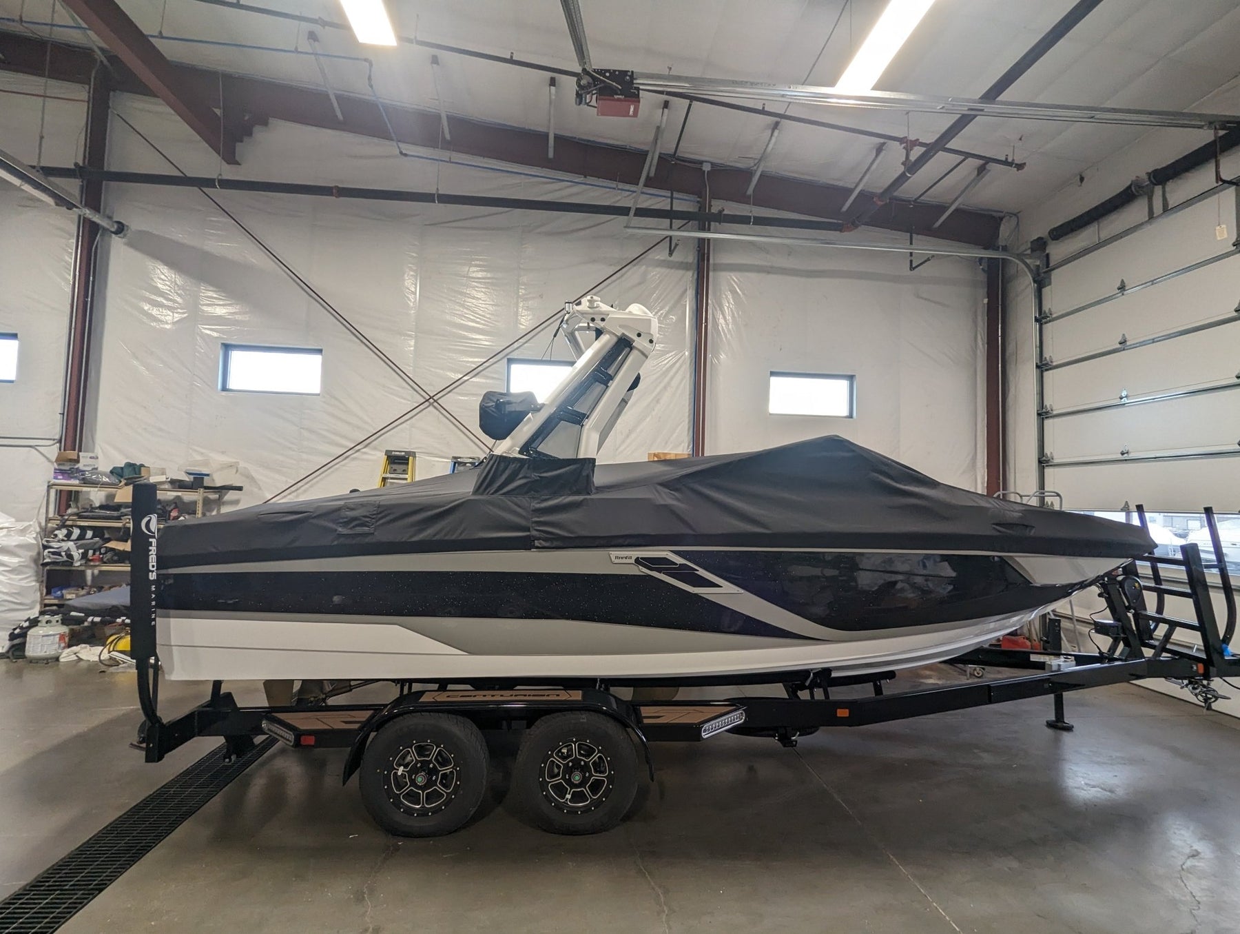 Centruion Ri230 with DropZone Tower and Vented Windshield Cinch Cover - BoardCo