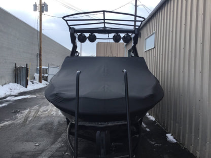Centruion Ri245 with Preditior Power Tower and vented Windshield Cinch Cover - BoardCo