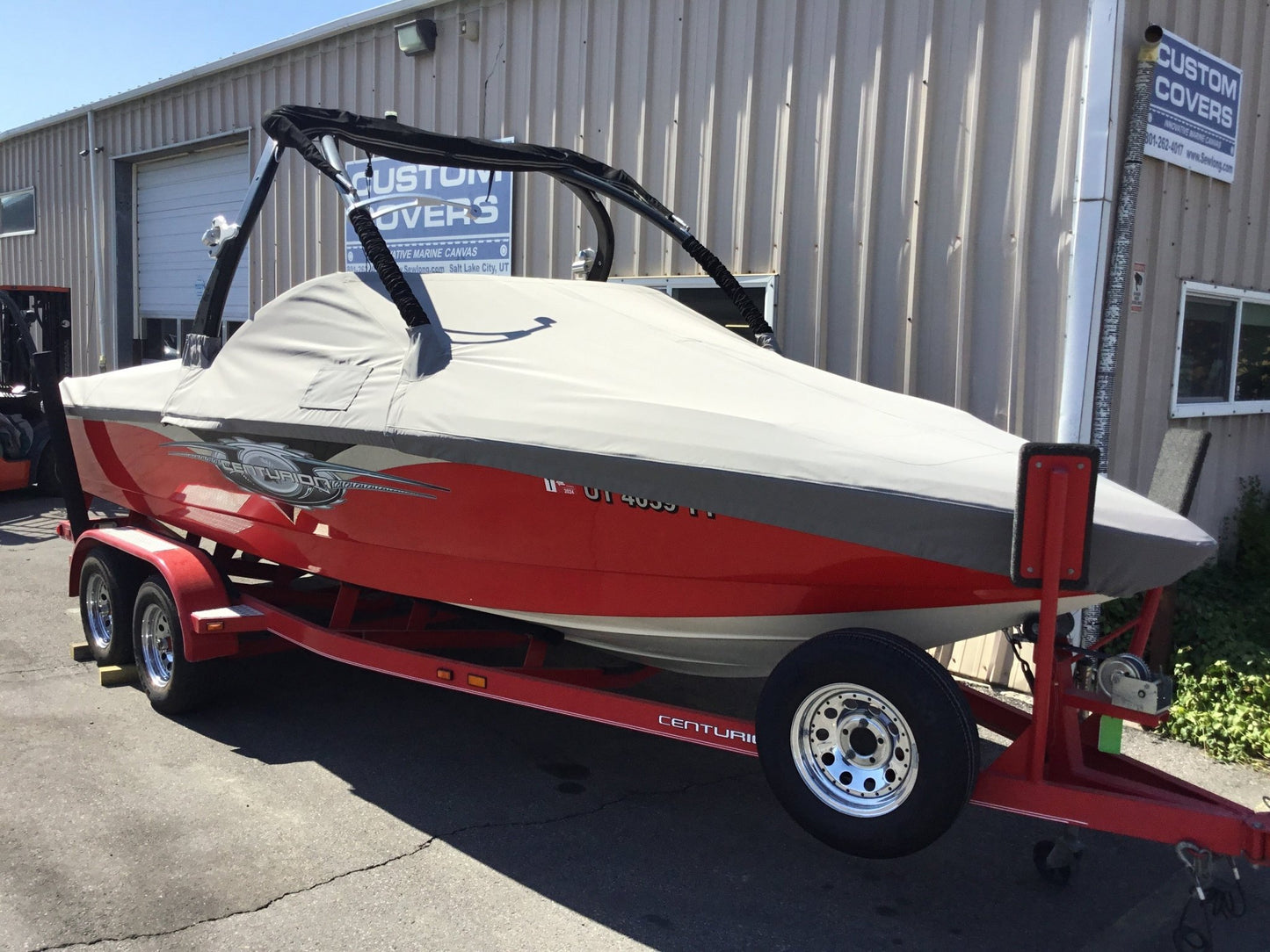 Centurion Avalanche with Evolution Tower Cinch Cover - BoardCo