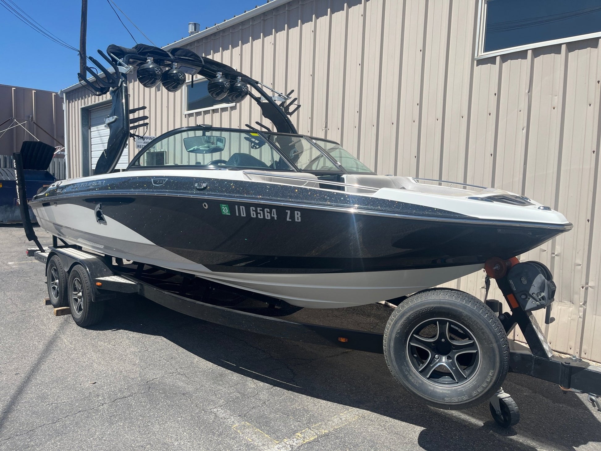 Centurion Enzo 233 Maximus Tower Cinch Cover - BoardCo
