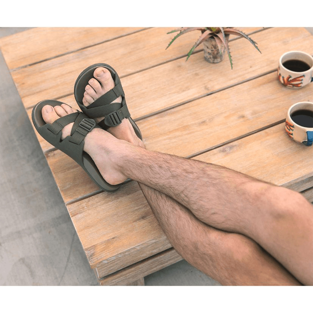 Chaco Men's Chillos Slide in Black - BoardCo