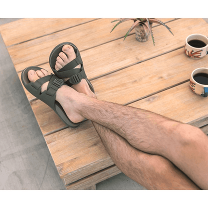 Chaco Men's Chillos Slide in Black - BoardCo