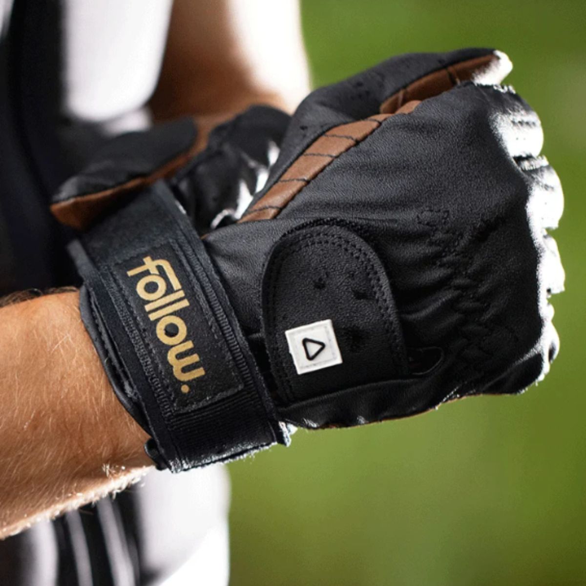 Follow Origins Pro Amara Glove in Black - BoardCo