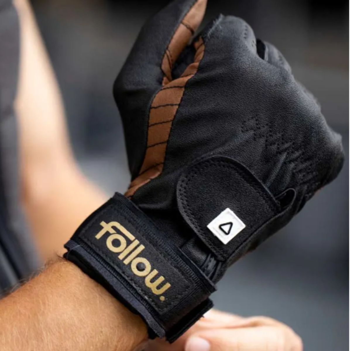 Follow Origins Pro Amara Glove in Black - BoardCo