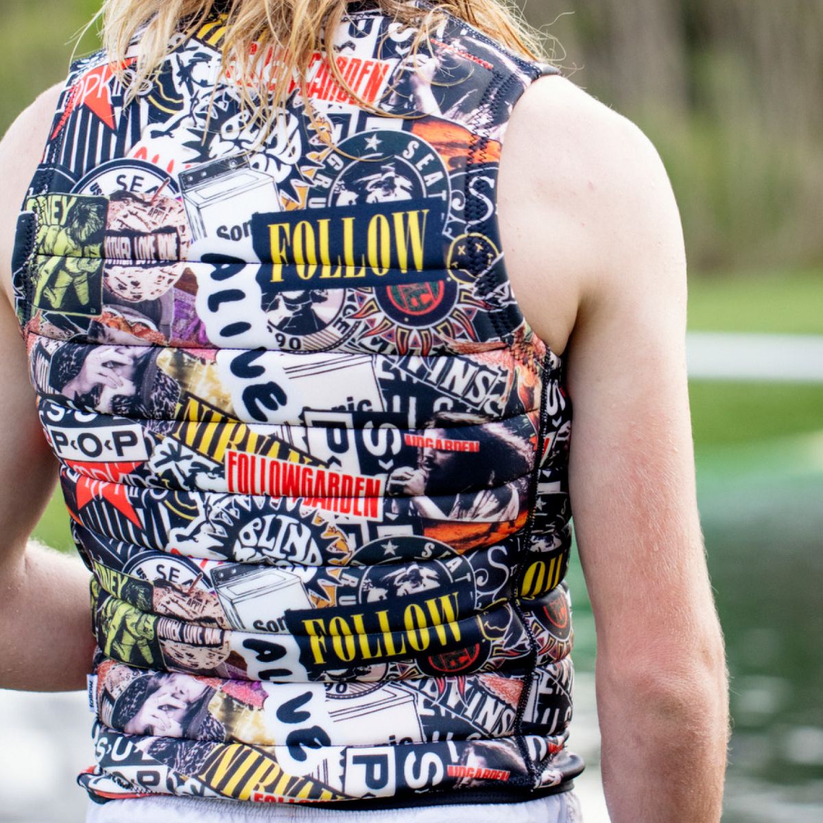 Follow Primary Heights Comp Wake Vest in Grunge - BoardCo