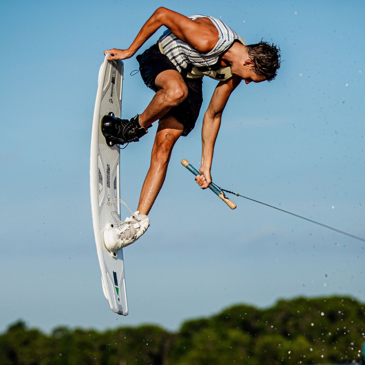 Follow Unity Comp Wake Vest in Off White - BoardCo