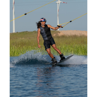 Follow Unity Comp Wake Vest in Pedro Black