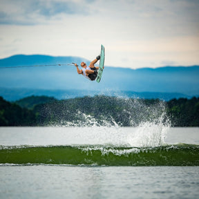 Hyperlite Capitol Loaded Wakeboard 2024 - BoardCo