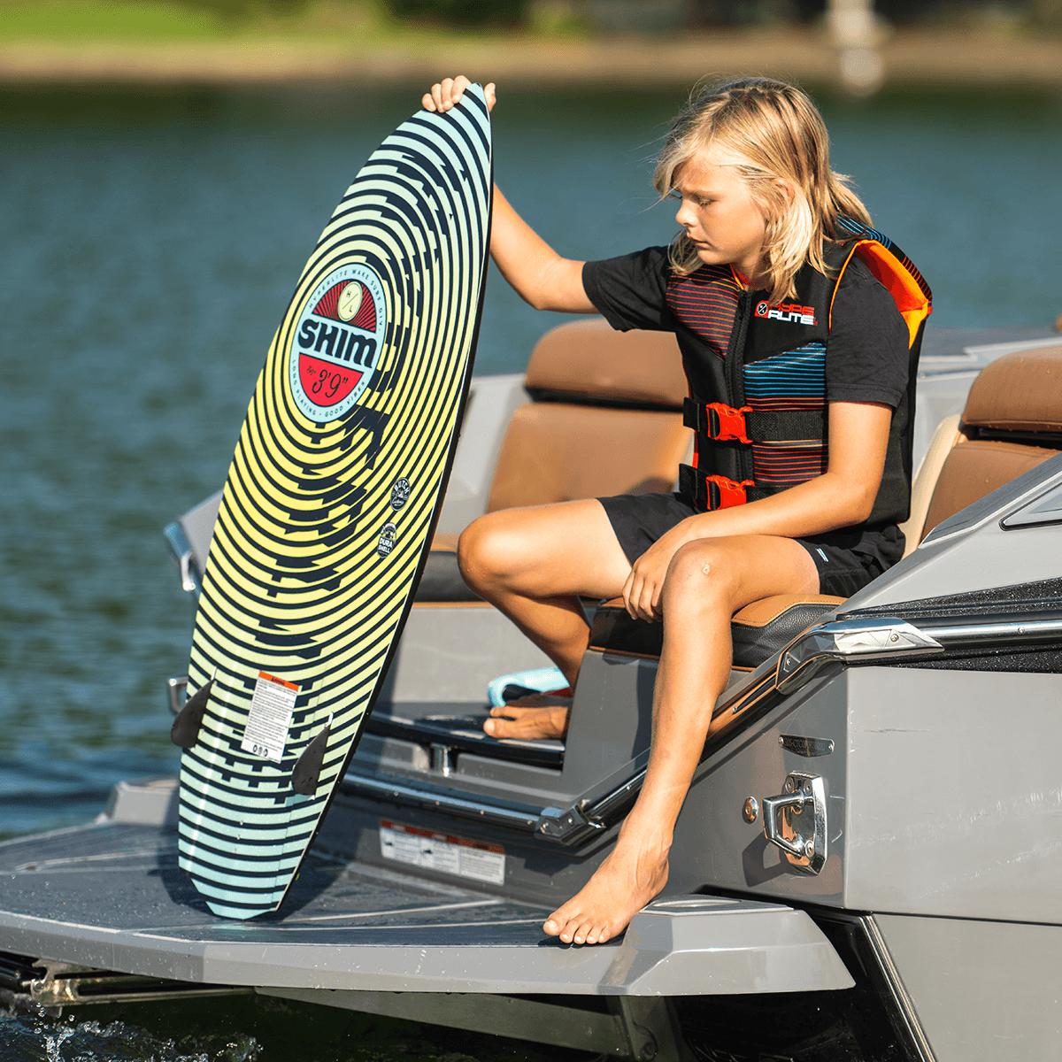 Hyperlite Shim Jr Wakesurf Board 2023 - BoardCo