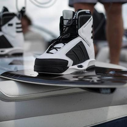Liquid Force 4D Form Wakeboard Bindings 2018 - BoardCo